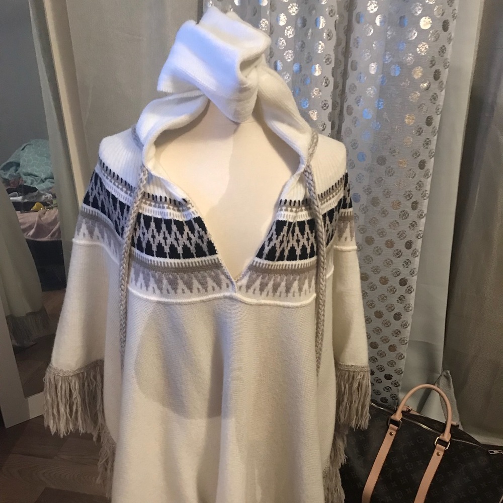 Wool pancho